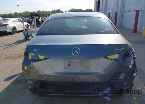 2024 Mercedes-Benz C 300 z USA, uszkodzony, nr VIN W1KAF4HB1RR172679